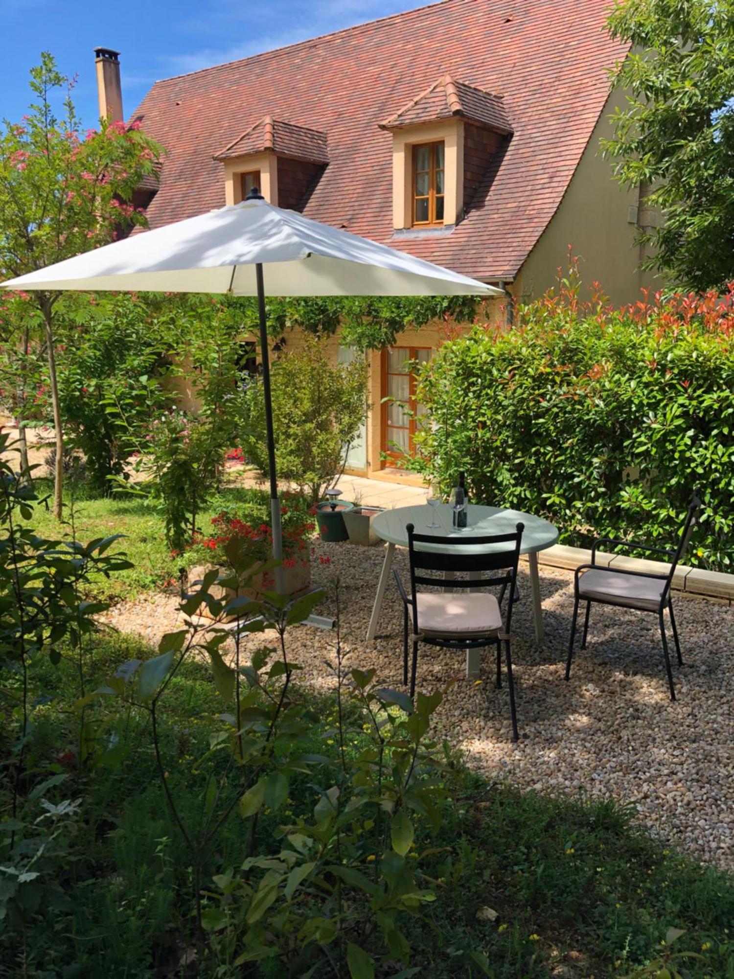 Les Jonquilles Bed & Breakfast Domme Dış mekan fotoğraf